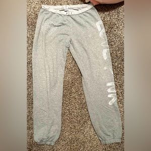 Victoria secret women’s sweatpants medium